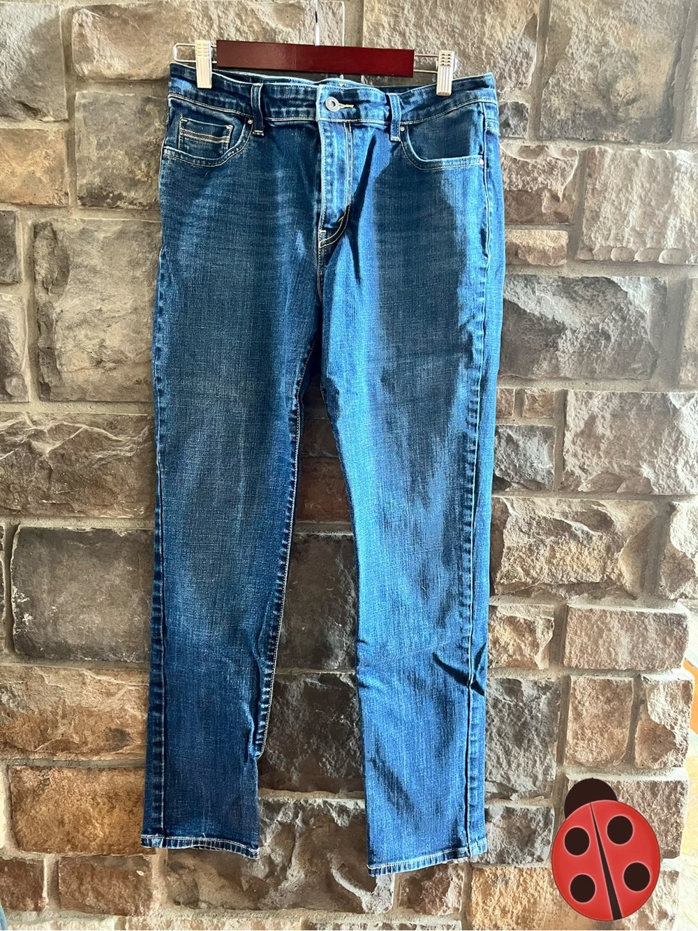 Levi's Women’s Slim Straight Jeans in Dark Blue Wash size 14